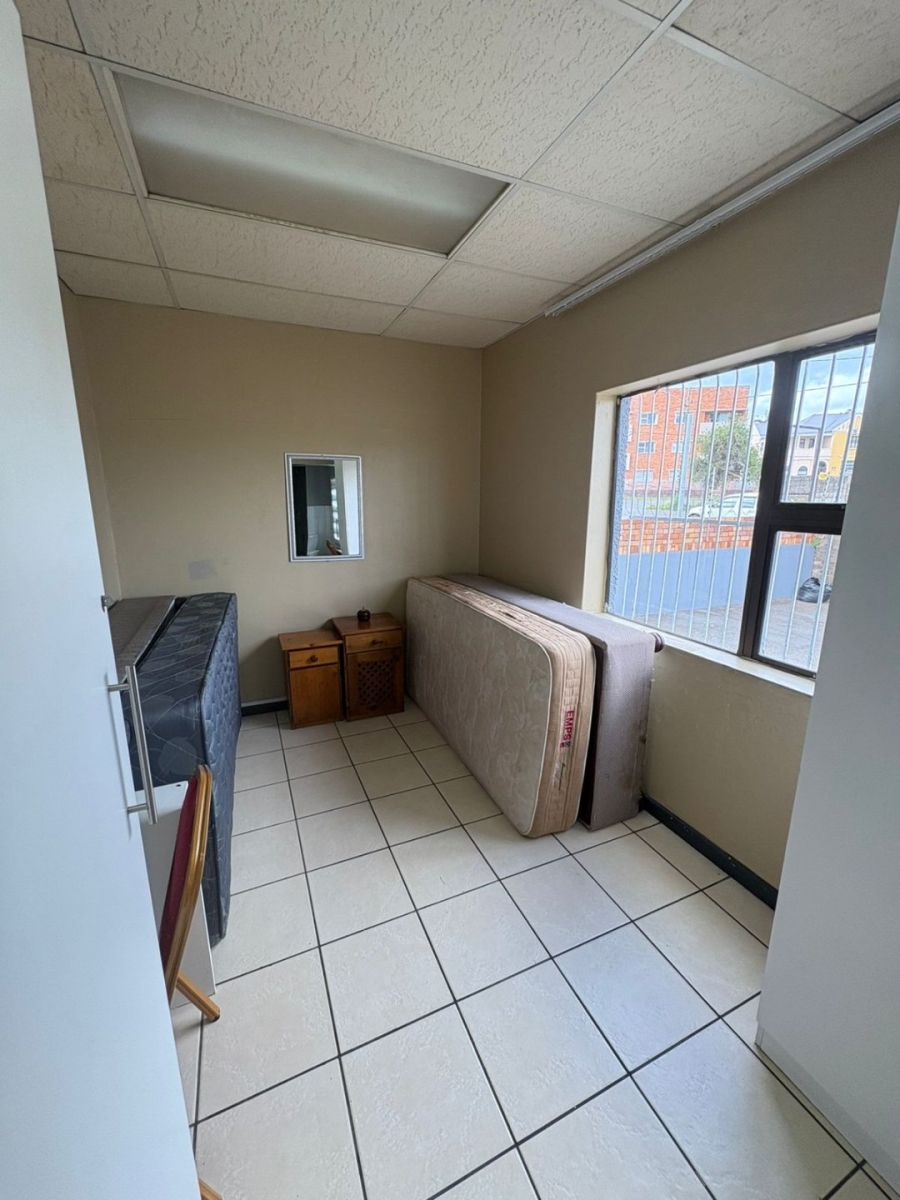 10 Bedroom Property for Sale in Southernwood Eastern Cape